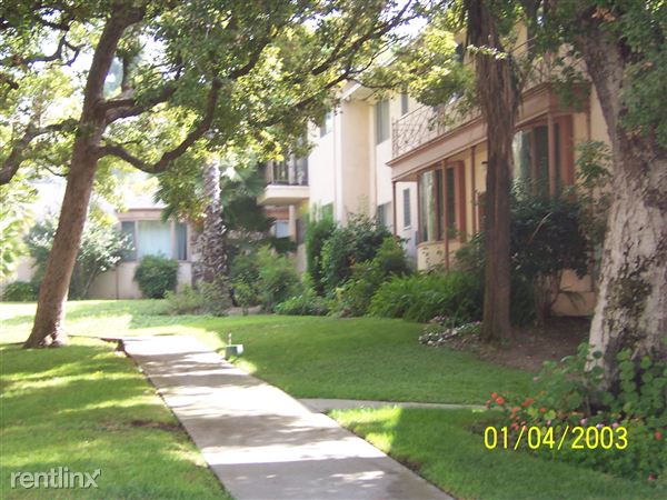 Primary Photo - 385 Bethany Rd