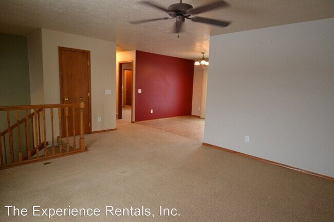 Foto del edificio - 5 br, 2 bath House - 1409 W Meadowbrook Trl
