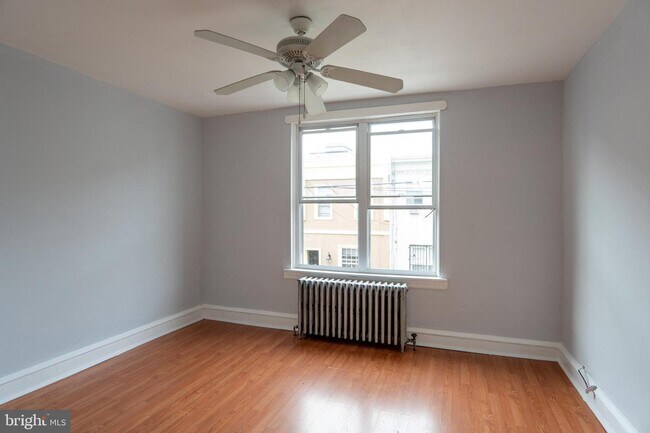 Foto del edificio - 635 Dudley St
