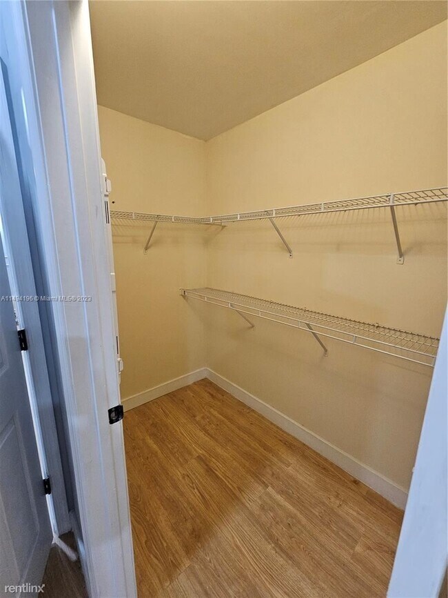 Building Photo - 3 br, 2.5 bath House - 5275 NW 189th Ter