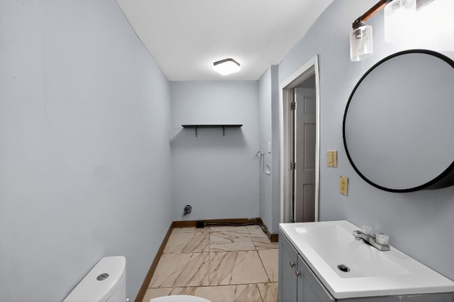 Building Photo - 475 N 24th St