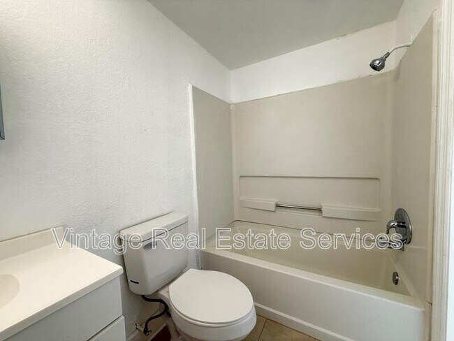 Foto del edificio - 3301 58th Ave S