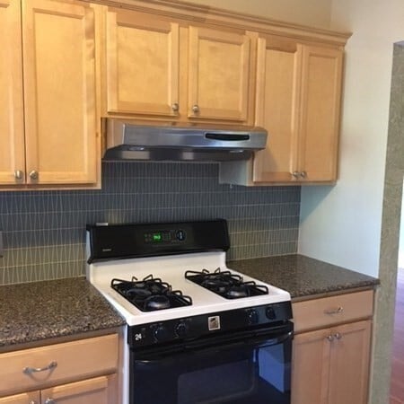 Building Photo - 57 Gorham St