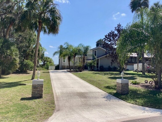Foto del edificio - 1544 NW 17th Ct