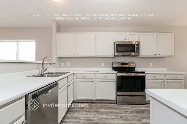 Foto del edificio - 1925 N 104th Ln