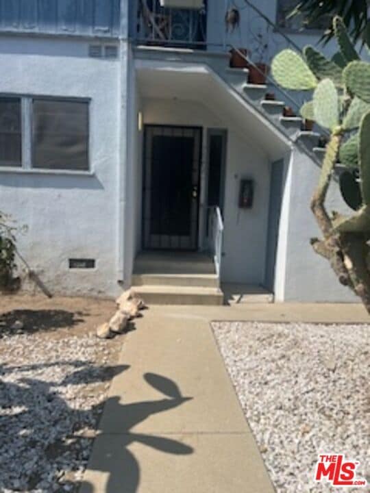 Building Photo - 9843 Hannum Dr