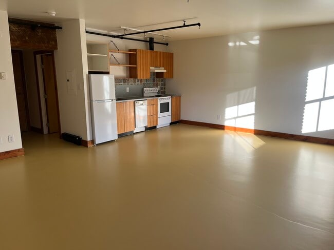 Building Photo - The Wilson Block