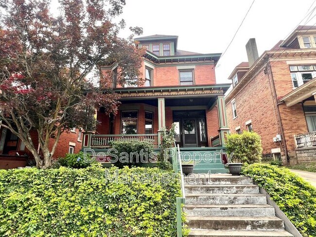 Building Photo - 22 Emerson Ave