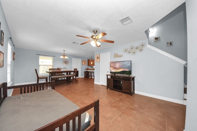 Building Photo - 201 S Native Ln