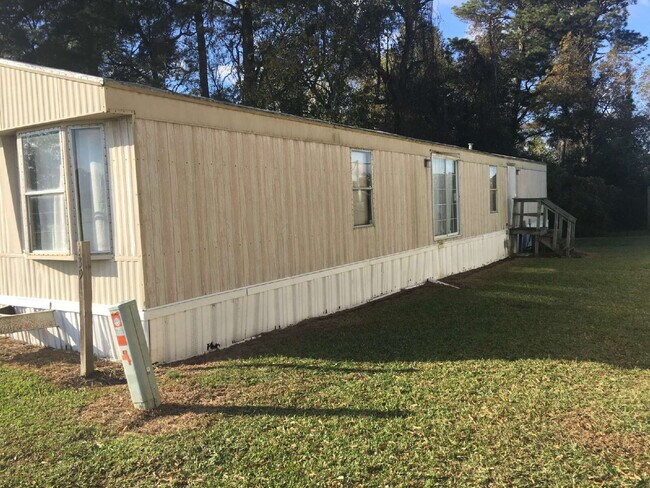 Foto del edificio - 3 BR | 2 BA Mobile Home in Goldsboro *Patetown Rd location*