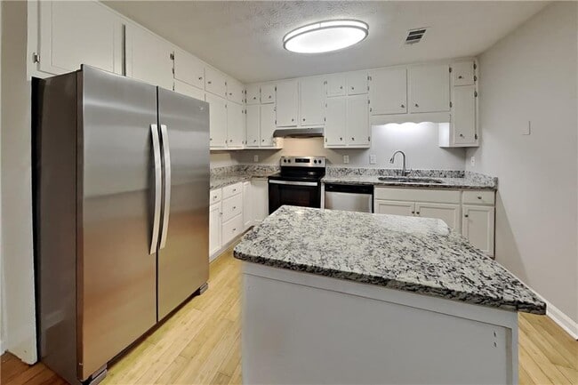 Foto del edificio - 392 Trotters Ridge