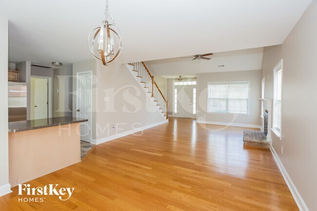 Building Photo - 3277 Westridge Ln SW