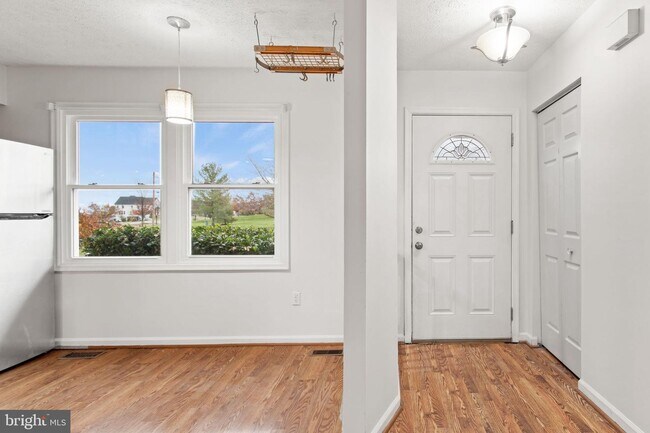 Building Photo - 6184 S Steamboat Way