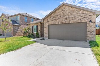 Building Photo - 4929 Redhead Dr