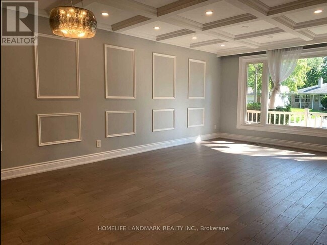 Building Photo - 3079 Lindenlea Dr