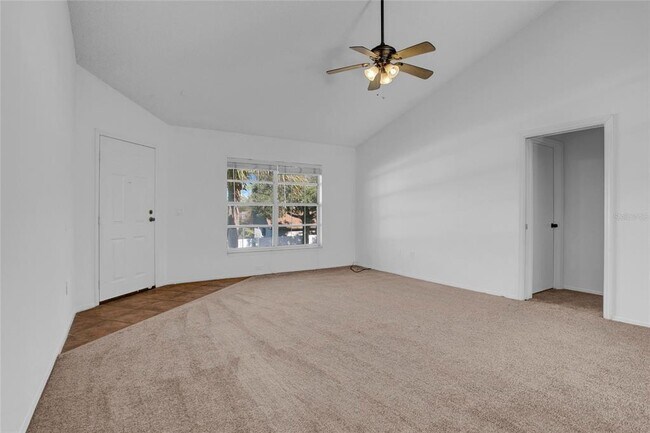Foto del edificio - 3651 N Goldenrod Rd