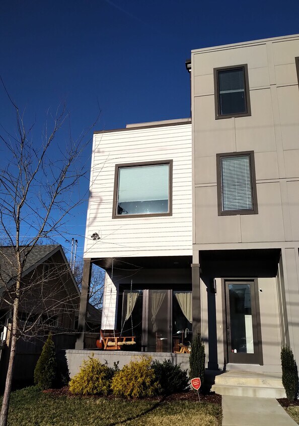Primary Photo - 1103 13th Ave S
