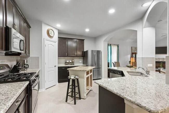 Building Photo - 8045 Arezzo Dr