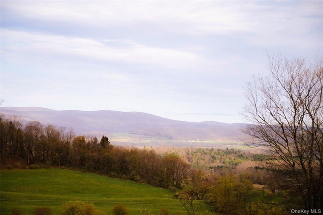 Building Photo - 279 Tompkins Rd