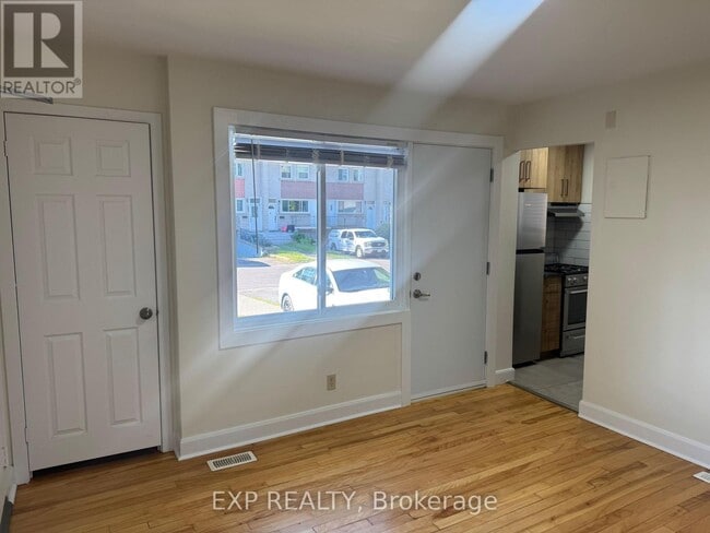 Building Photo - 1268 Emperor Ave