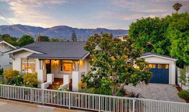 Foto del edificio - 1208 Castillo St