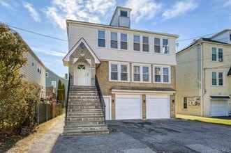 Building Photo - 135 Webster Ave