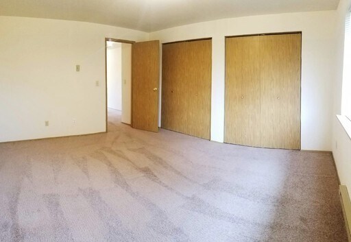 Bedroom - 919 28th St NE