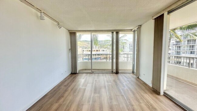 Foto del edificio - 2825 S King St