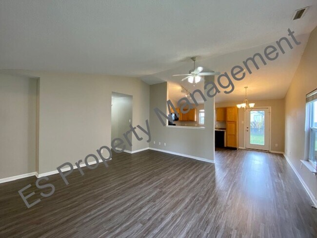 Foto del edificio - Wonderful 3 Bedroom 2 Bathroom Ranch Home in Franklin Township!