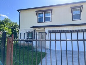 Building Photo - 9210 Martell St