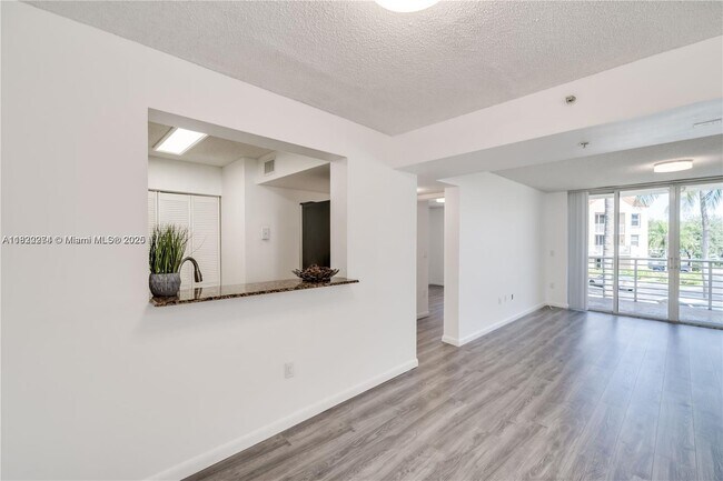 Building Photo - 2711 Ocean Club Blvd