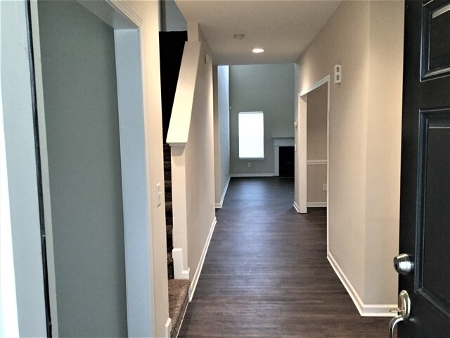 Building Photo - 925 Southridge Dr
