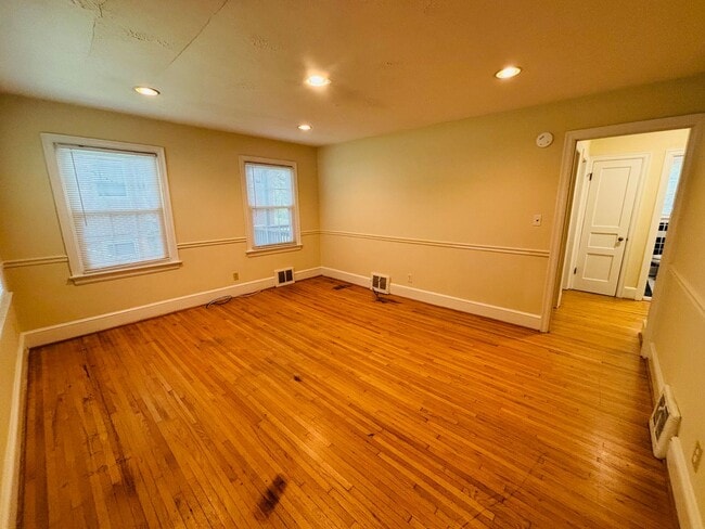 Foto del edificio - 3 Bedroom 1 Bath House