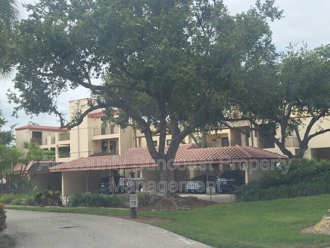 Building Photo - 6430 Sun Eagle Ln