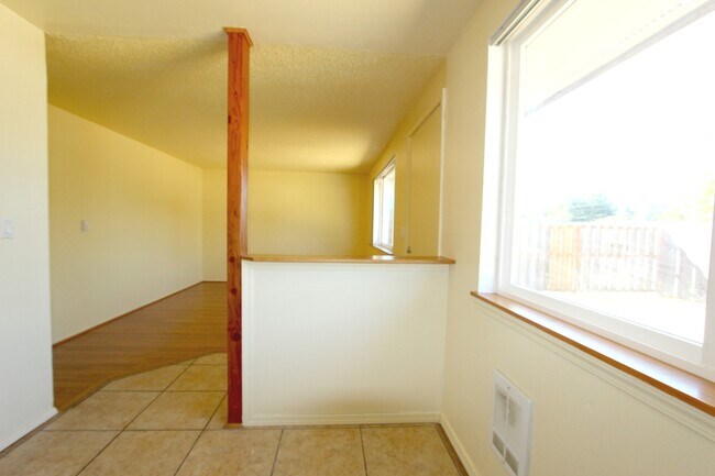 Foto del edificio - 3704 S Gunnison St