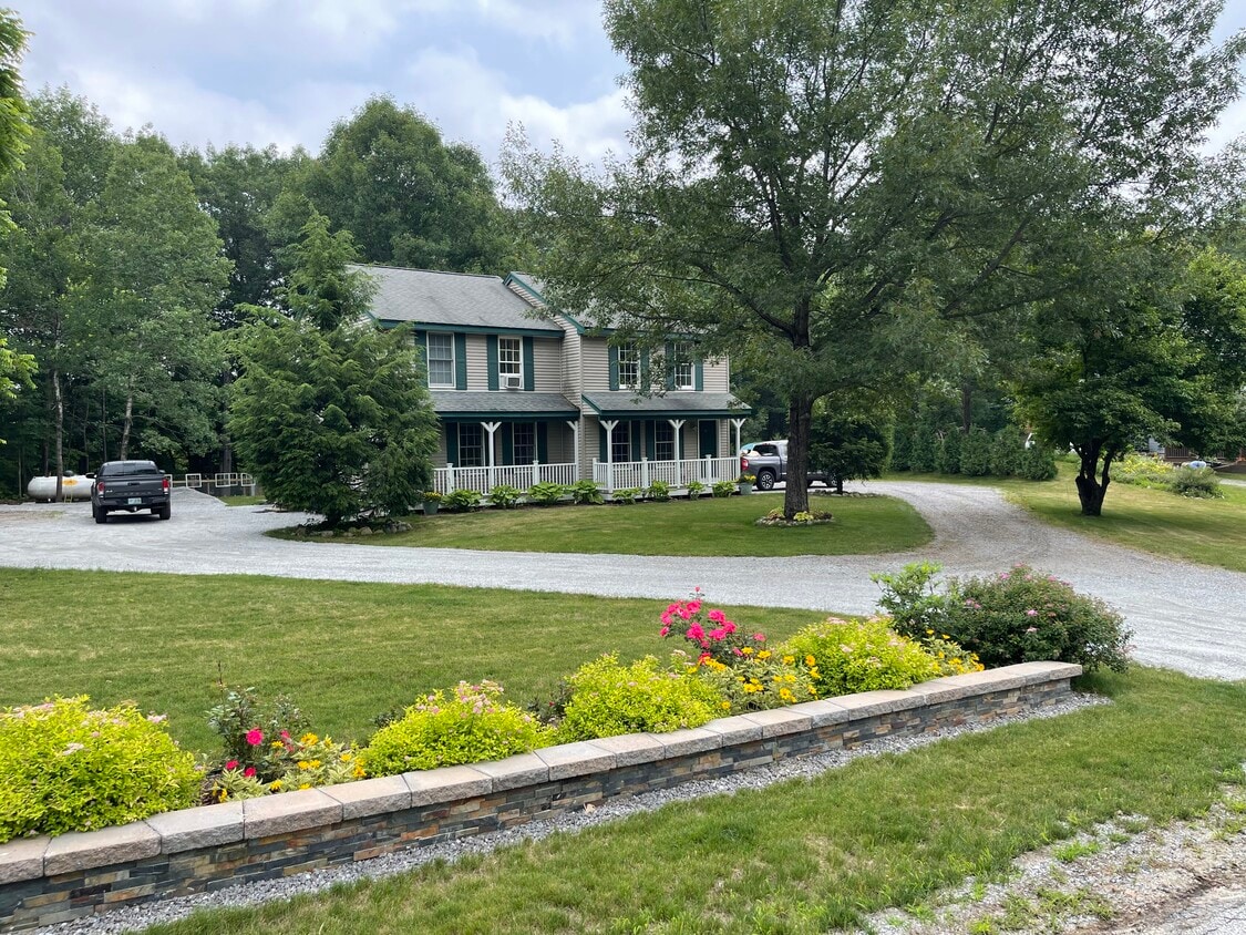 Primary Photo - 41 Cressey St