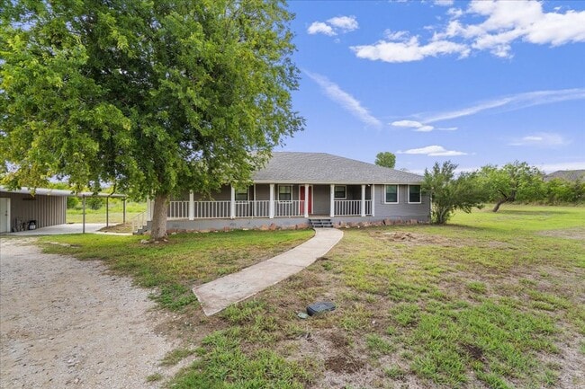 Building Photo - Great 3-Bedroom Home on Nearly 4 Acres For...