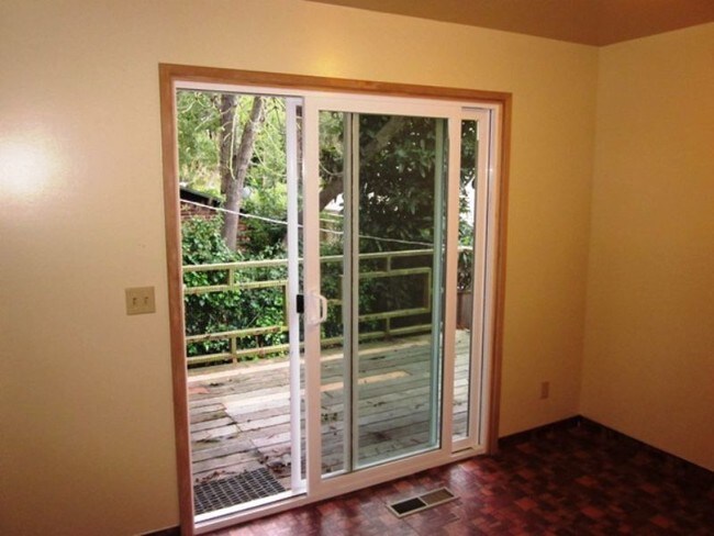 Foto del edificio - 178 Margarita Rd