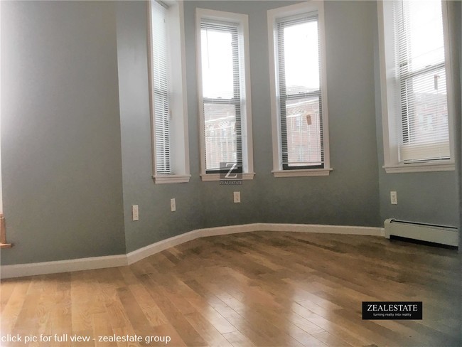 Building Photo - 2108 Cortelyou Rd