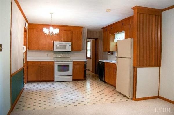 Foto del edificio - 1225 Lakeview Dr