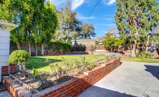 Building Photo - 4533 Encinas Dr