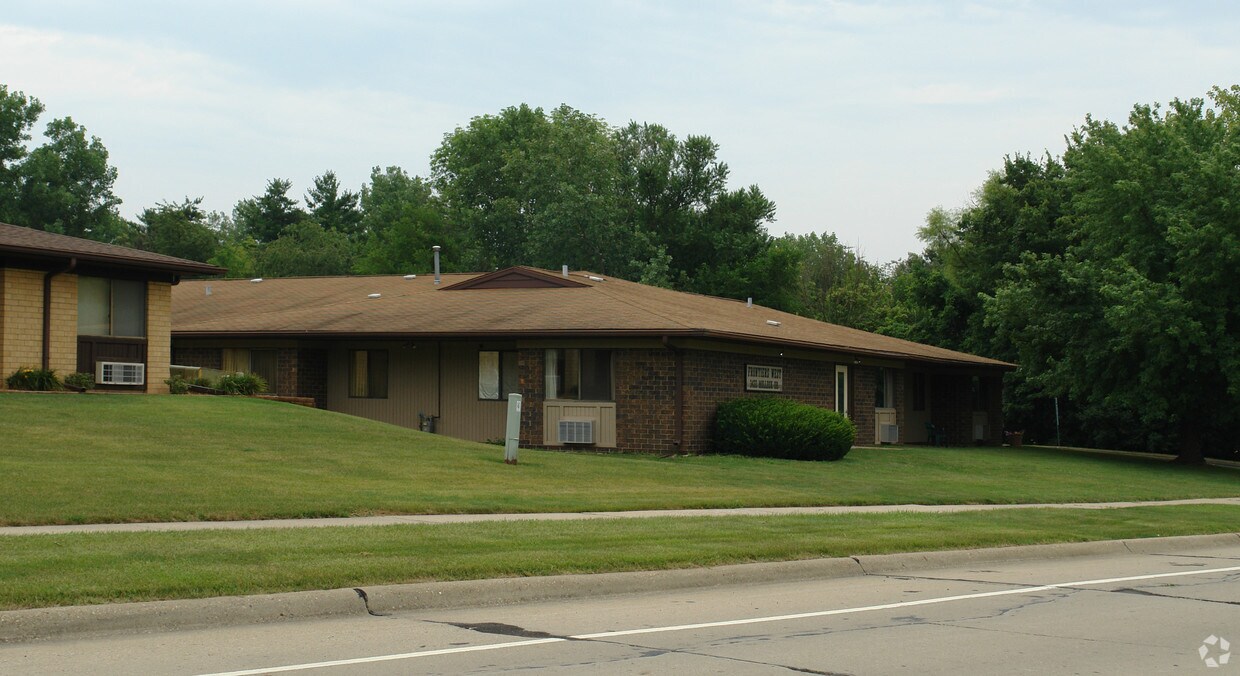 Building Photo - Frontiers West