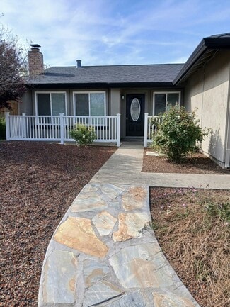 Building Photo - 6556 Mossview Way