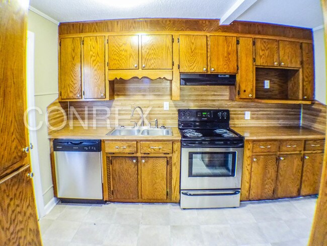 Foto del edificio - 909 Snow Dr