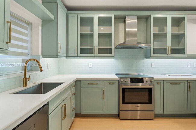 Foto del edificio - 9002 SW 62nd Terrace