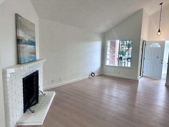 Foto del edificio - 4507-4507 Zachary Way