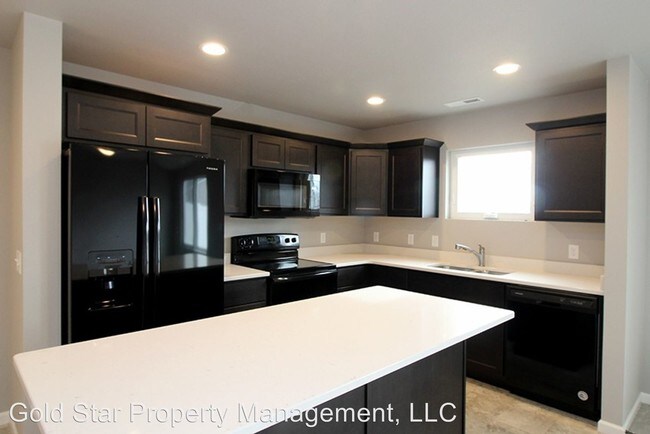 Building Photo - 3 br, 2.5 bath House - 4228 Serenity Court