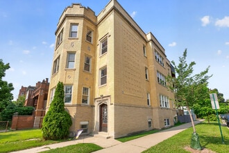 Building Photo - 1101 S Oak Park Ave