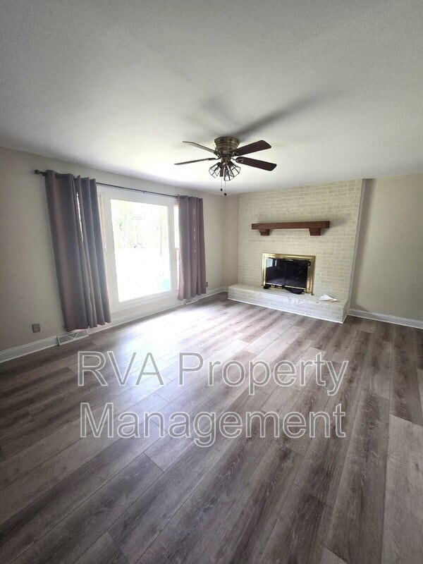 Building Photo - 8285 Fort Myers Rd