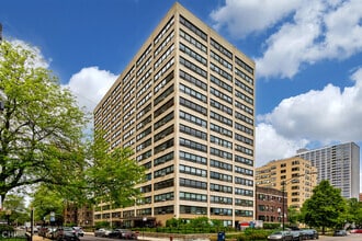 Building Photo - 4180 N Marine Dr